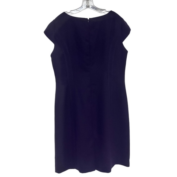 NWT TAHARI Arthur S Levine Women's Deep Purple Cap-Sleeved Sheath Dress sz 16 - Picture 3 of 8